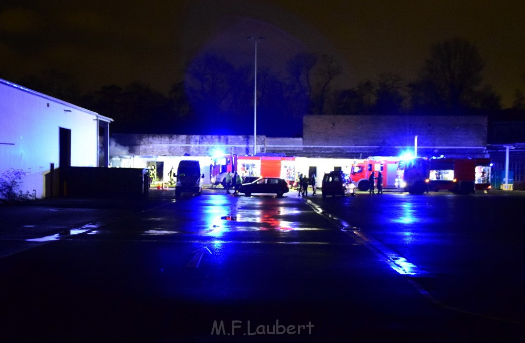 Brand Buerocontainer KHD Gelaende Koeln Deutz Deutz Muelheimerstr P02.JPG - Miklos Laubert